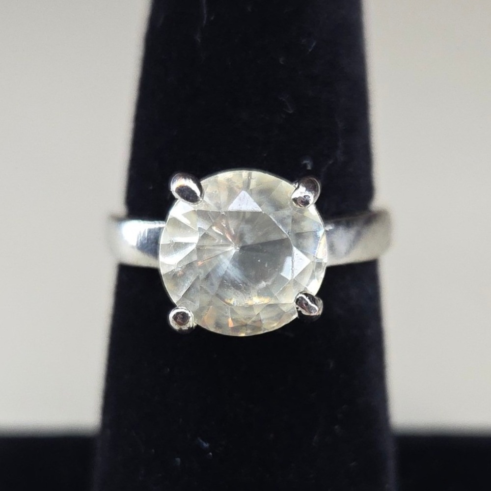 Silver Tone‎ Round Cut Solitaire Ring Clear Stone Size 7.25